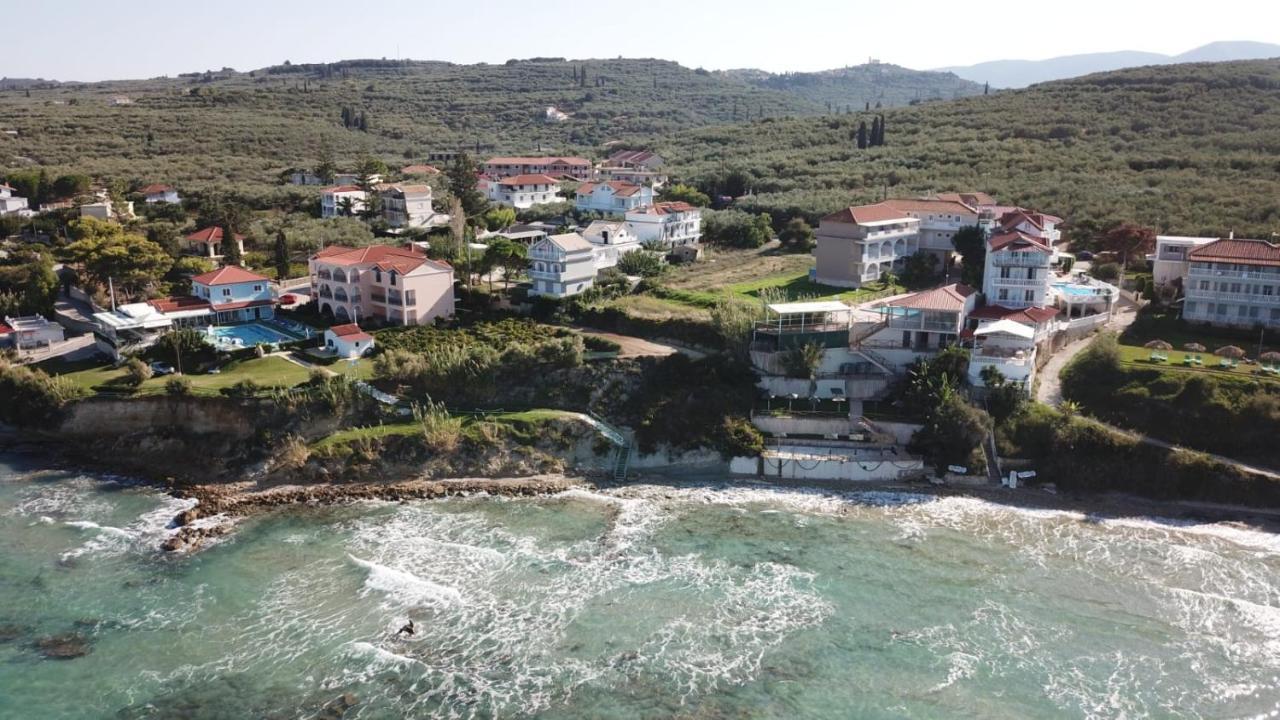 Villa Antonis Deluxe Apartments Amoudi Luaran gambar
