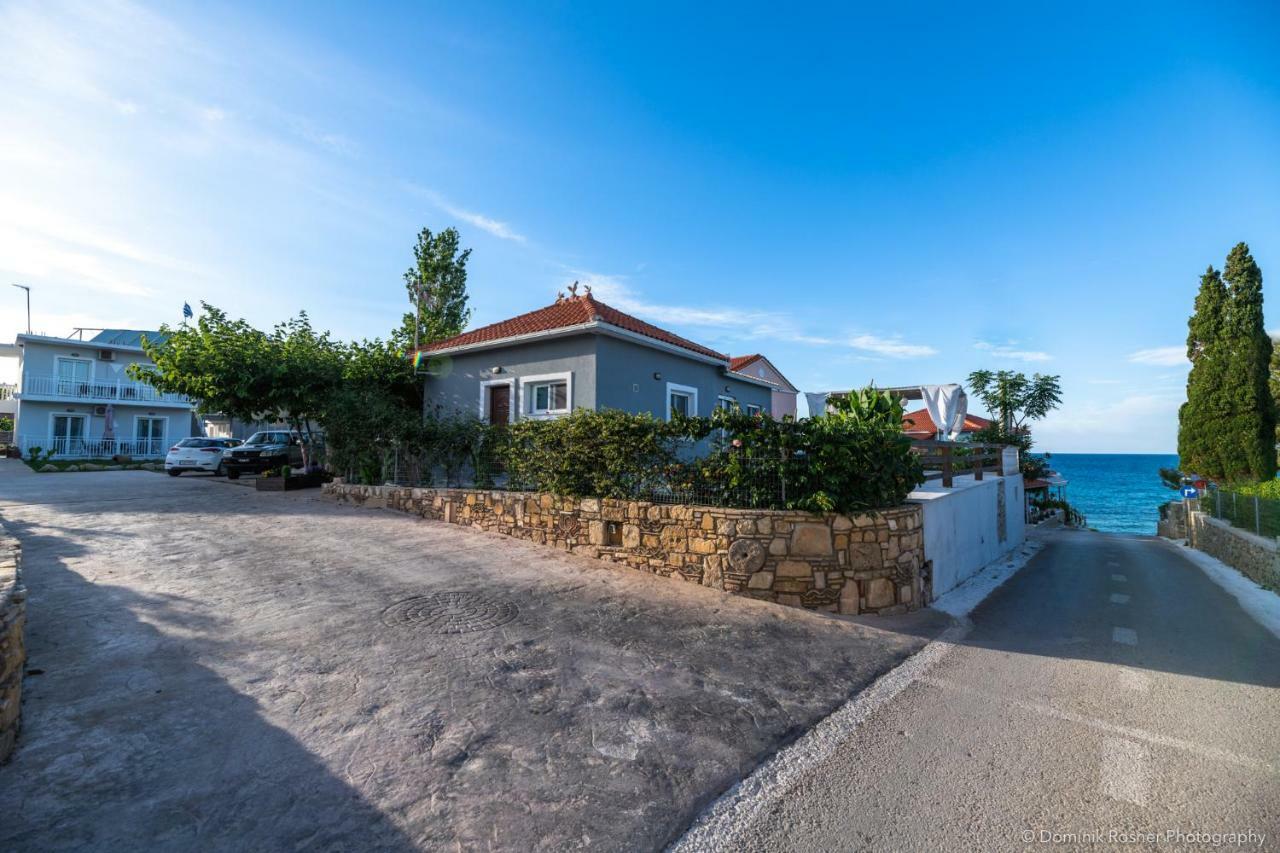 Villa Antonis Deluxe Apartments Amoudi Luaran gambar